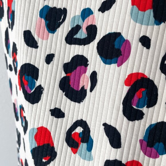 Hanna Andersson Drop Needle Rib Dress Colorful Leopard 8 (130) - Picture 5 of 9